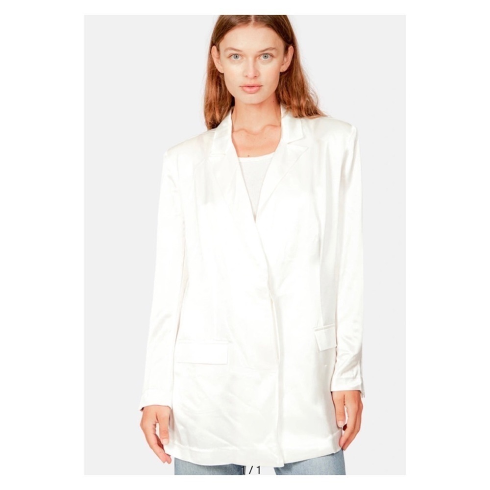 SER.OYA Ronin White Satin Oversized Blazer Jacket Medium NWT - Picture 9 of 16